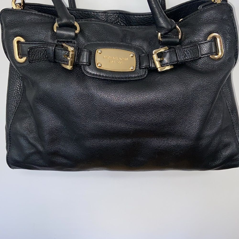 Michael Kors Bag”Hamilton” Black Pebbled Leather Crossbody Strap Excellent - Picture 2 of 9